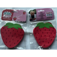 Suport pentru Pahar, Flippy, Model Capsuna, din PVC, 10 x 12 cm, Rezistent la Caldura, Rosu