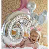 Balon din Folie Metalizata, Flippy, Figurina Cifra, Tema Aniversare 80 cm, Ambalaj Individual, Pai inclus, Umflare cu Aer sau Heliu, Argintiu, Cifra 6