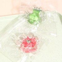 Jucarie Antistres Squishy, Flippy, Labuta de Pisica Pufoasa, cu Revenire Lenta, 7 x 6.5 cm, Model Legume, Multicolor