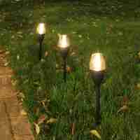 Lampa solara LED tip pahar de vin pentru gradina Flippy, inaltime 37.5 cm, efect de flacara, material PVC si ABS, 2V, 200mAh, alb cald