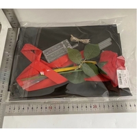 Buchet Decorativ, Flippy, Trandafir in Balon cu Lumini Led, Diametru 35 cm, 2 x Baterii AA (neincluse), Rosu/Negru