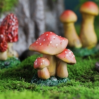 Decoratiune Ornament pentru Ghiveci, Flippy, Decoratiune pentru Gradina, Model 1 Ciuperci Rosii cu Buline Albe, 3.1 x 4 cm, Rosu