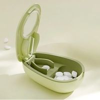 Cutie Taiat Pastile si Depozitare Medicamente, Flippy, Galbena, 8x5x2.65 cm, Compacta si Portabila, Ideala Pentru Calatorii