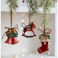 Decoratiune de Craciun, Flippy, pentru Brad, Model Calut, 7.5 x 8 cm, din Rasina, Multicolor