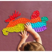 Jucarie Antistres, Flippy, Tip Pop It Now and Flip It, Sania Lui Mos Craciun cu Renul, 42 x 21 cm, Multicolor