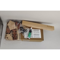 Suport pentru Chei, Flippy, din Lemn, Aplicare fara Perforare, Adeziv Inclus, 6 Carlige Negre, Model Casuta, Greutate Suportata 5 kg, 14.5 x 2 x 22.5 cm, Maro