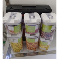 Set 6 Recipiente din Plastic, Flippy, pentru Alimente/Obiecte, Inchidere Ermetica, 2 x 0.5l, 2 x 0.8l, 2 x 1.2l, Capac Alb, Transparent