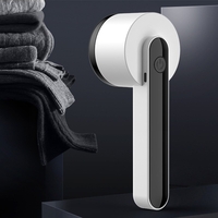 Aparat Pentru Curatat Scame, Par Si Praf, Flippy, Trimmer pentru Diferite Tipuri De Material, Cu Lame Din Otel Inoxidabil, Maner Ergonomic, Incarcare Prin USB, Alb