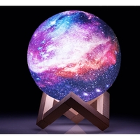 Lampa de veghe in forma de luna cu stele 3D Moon Light, alimentare baterii, stand din lemn inclus, 10 cm, Flippy