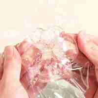 Jucarie Antistres Squishy, Flippy, Labuta de Pisica Pufoasa, cu Revenire Lenta, 7 x 6.5 cm, Model Fluturi, Multicolor