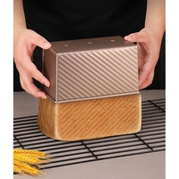 Tava pentru Paine, Flippy, din Otel Carbon, 450 g, cu Capac, Antiaderenta, 21 x 11 x 11.5 cm, Roz Auriu