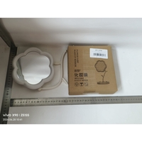 Oglindă de Machiaj pentru Birou, Flippy, Rotativă, Detasabilă, Model de Floarea Soarelui, Suport pentru Inele, cu Depozitare, Alba