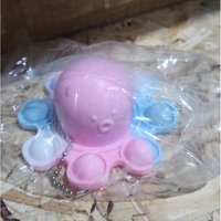 Jucarie Antistres, Flippy, Tip Pop It, Caracatita Reversibila, din Silicon, 20 x 10 cm, Multicolor/Lila