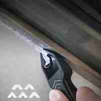 Set Racleta pentru Indepartare Adeziv, Racleta pentru Silicon si Lipici, 5 Capete din silicon, Dimensiune Inchisa 18.8 x 4 x 2.8 cm, Metal, Negru