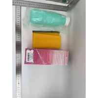 Bideu Portabil pentru Igiena Intima, Flippy, pentru Postpartum/ Postoperator, 450 mL, cu Capac si Husa Galbena, 29.5x7 cm, Culoare Recipient Verde