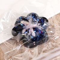 Jucarie Antistres Squishy, Flippy, cu Revenire Lenta, Squeeze Pinch Family, Model Cat Paw, 6.5 x 6 cm, din Tpr, 4-6 Ani, Model 6 Galaxie, Negru cu Insertii