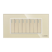 Intrerupator Mecanic 8 Posturi LUXION cu Rama din Sticla, Standard Italian, 4M, auriu