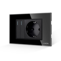 Intrerupator Dublu + Priza cu Rama din Sticla LUXION, Standard Italian, 3M, negru