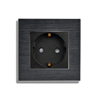 Priza Simpla LUXION cu rama din aluminiu, negru