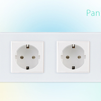 Priza cvadrupla Livolo cu rama din sticla 3 prize simple+TV/internet, alb