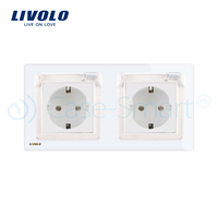 Priza dubla Livolo cu rama din sticla si capac de protectie rezistent la apa, alb