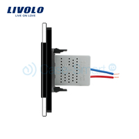 Priza USB Livolo cu rama din sticla, negru