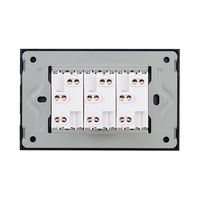 Priza Tripla cu Rama din Sticla LUXION, Standard Italian, 3M, negru