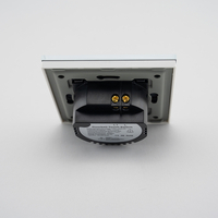 Buton Sonerie cu Touch, cu Revenire, din Sticla LUXION, alb