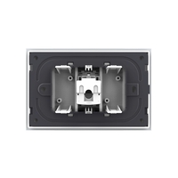 Priza internet Livolo cu rama din sticla - standard italian, alb