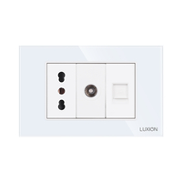 Priza Ingusta + TV + Internet cu Rama din Sticla LUXION, Standard Italian, 3M, alb