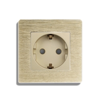 Priza Simpla LUXION cu rama din aluminiu, auriu