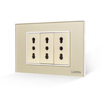 Priza Tripla cu Rama din Sticla LUXION, Standard Italian, 3M, auriu