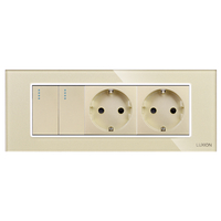 Intrerupator Dublu + 2 Prize cu Rama din Sticla LUXION, Standard Italian, 6M, auriu