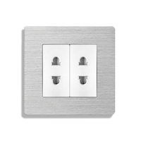 Priza Dubla cu Module Inguste cu Rama din Aluminiu LUXION, alb