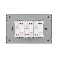 Priza Tripla cu Rama din Sticla LUXION, Standard Italian, 3M, gri