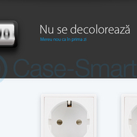 Intrerupator simplu + Priza tripla LIVOLO cu touch din sticla, alb
