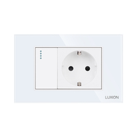 Intrerupator Simplu Cap Scara + Priza cu Rama din Sticla LUXION, Standard Italian, 3M, alb