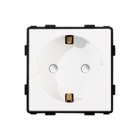 Modul Priza Simpla Fara Rama Din Sticla LUXION, alb