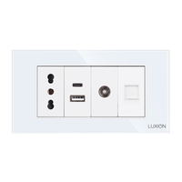 Priza Ingusta + Dubla USB + TV + Internet cu Rama Din Sticla LUXION, Standard Italian, 4M, alb