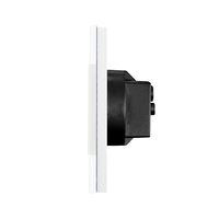 Priza Tripla cu Rama din Sticla LUXION, alb