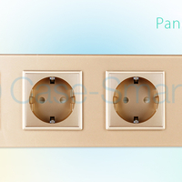 Priza cvadrupla Livolo cu rama din sticla, auriu