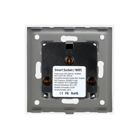 Priza Simpla Wi-Fi cu Monitorizare Consum, cu Rama din Sticla LUXION, auriu