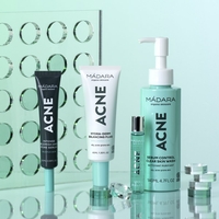 MÁDARA ACNE INTENSE Blemish & Pore Serum BIO și Vegan 20ml – Ser pentru Coșuri și Pori Încărcați