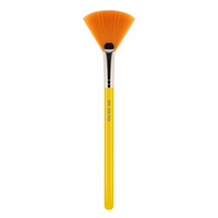 Bdellium Tools  Studio Series Spa Fan - PENSULĂ EVANTAI PENTRU PRODUSE LICHIDE ȘI CREMOASE - 388 S