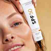 MÁDARA Cremă de Față BIO cu Protecție Solară Minerală SPF 50 - 40ml