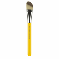 Bdellium Tools  Studio Series - Slanted Foundation - PENSULĂ PENTRU FOND DE TEN ȘI PRODUSE CREMOASE - 948.1 S