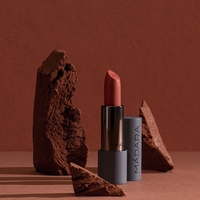 MÁDARA Velvet Wear 33 Magma – Ruj mat cremos 4g, 100% vegan