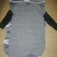 Bluzita cu mâneci din imitație piele