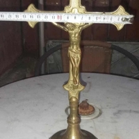 Crucifix de birou sau altar