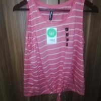 Tricou superb cu eticheta